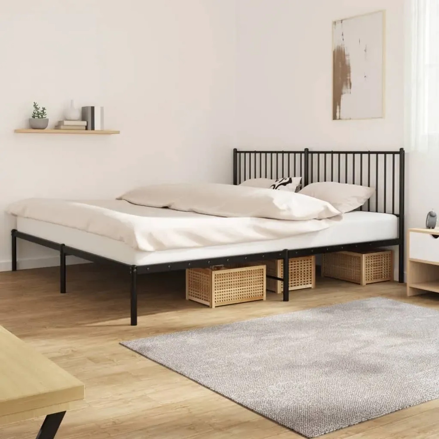 Schwarzes Metall Bettgestell mit Kopfteil, 193x203 cm, Stauraum unter dem Bett.