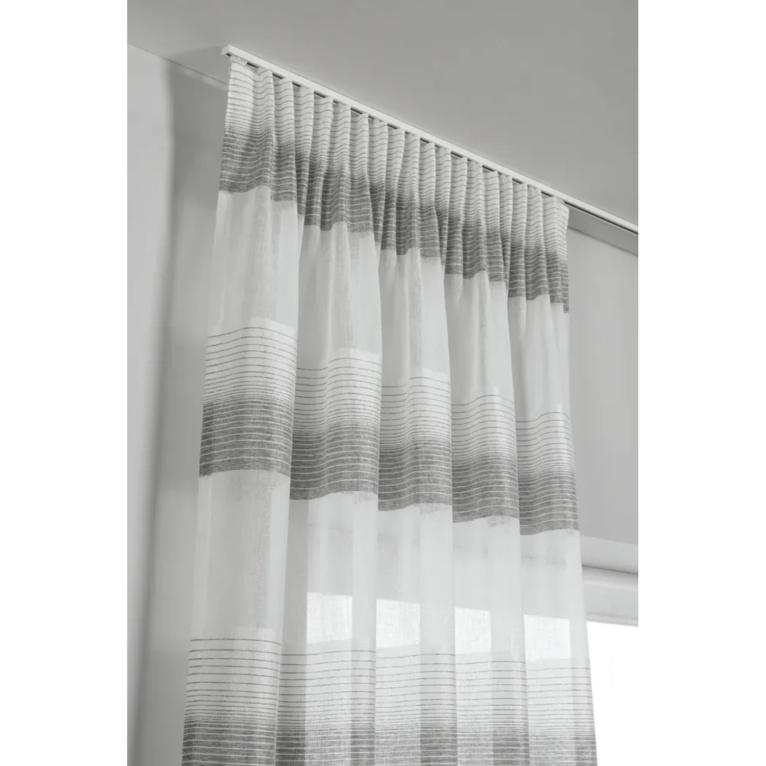 Gardinia Vorhangschienen-Set Lucy, 1-läufig, weiß, 230 cm mit Vorhang.