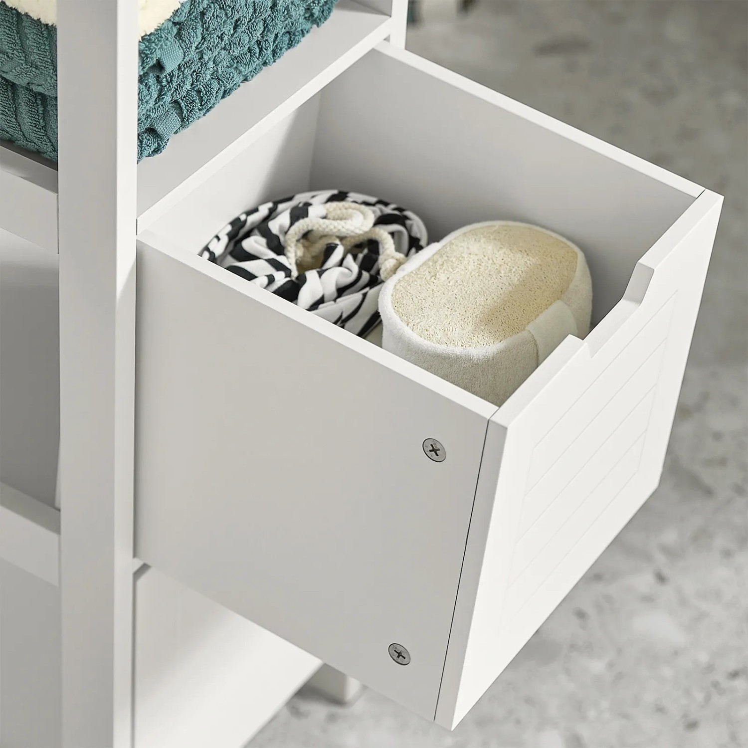 SoBuy Badschrank schmal FRG127-W 30 x 89 x 30 cm Weiß mit 2 Körben kaufen bei OBI