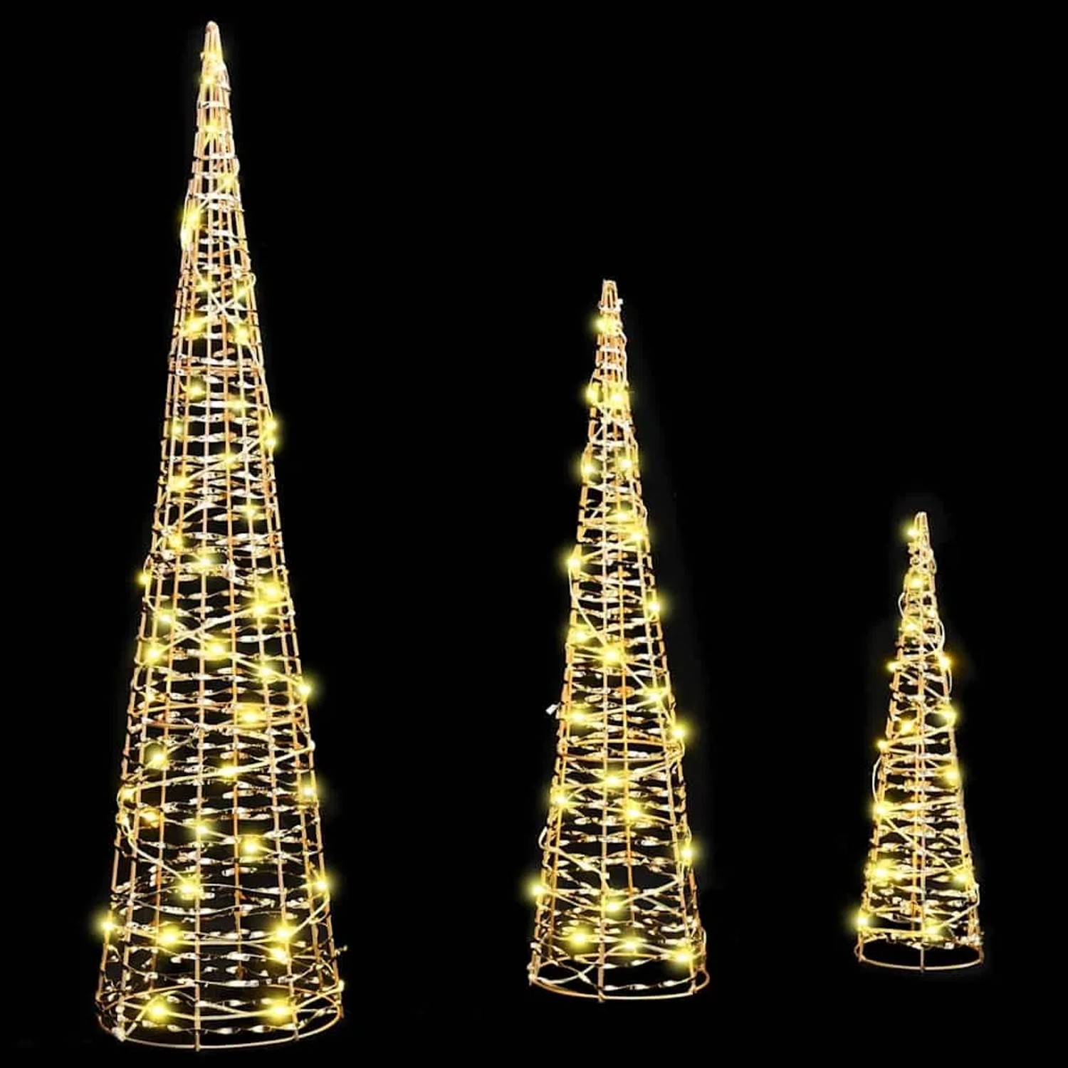Drei kegelförmige vidaXL Weihnachtsbäume aus PET mit warmweißen LEDs, in verschiedenen Höhen. Moderne festliche Dekoration.