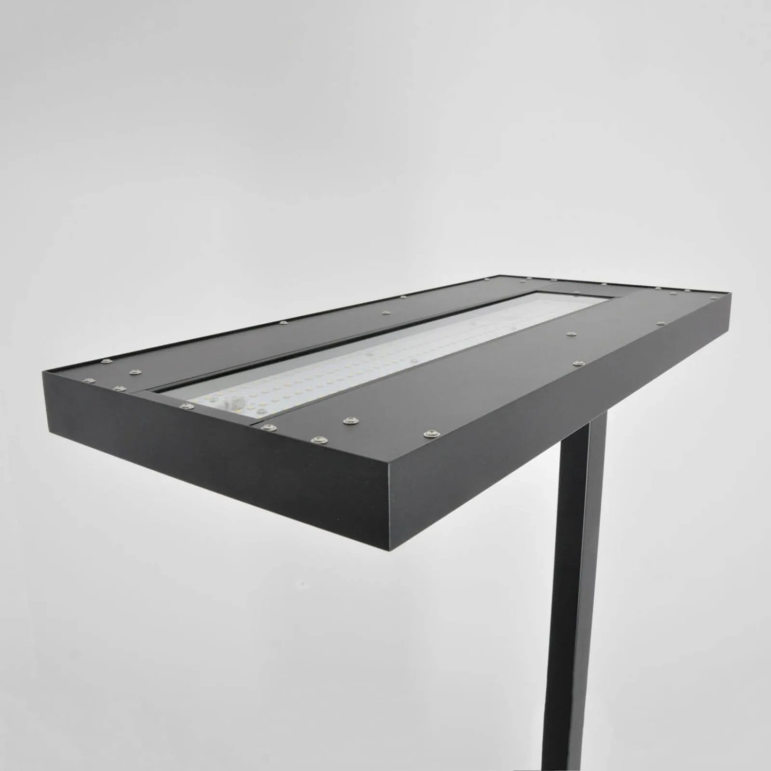 Moderne, dimmbare Arcchio LED Bürostehleuchte Logan in Schwarz aus Aluminium, 2-flammig.