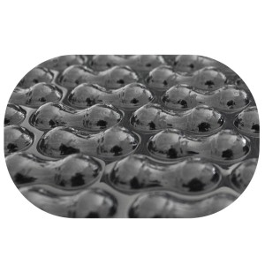 Detailaufnahme: Ovale Evolution Solarplane EnergyGuard 500µm mit Geobubble-Technologie zur Algenhemmung.