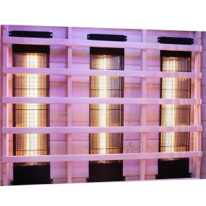 Innenansicht der Dewello Infrarotkabine Pierson mit Vollspektrumstrahlern aus Hemlock Tannenholz.