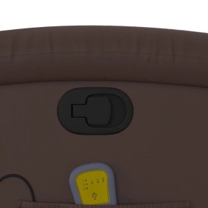 Detailansicht: Brauner Massagesessel mit Fernbedienung und Verstellhebel.