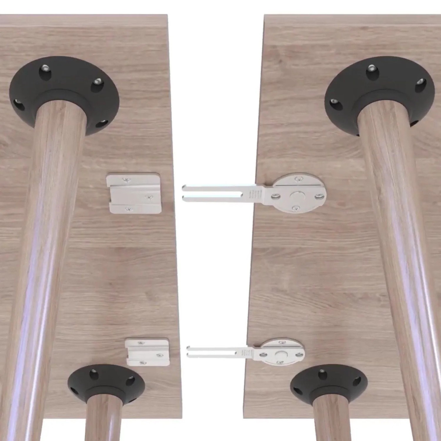 SOTECH CLICK CATCH Tischverbinder aus verzinktem Stahl unter zwei Holztischplatten, bereit zur Montage.
