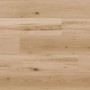 Heller Laminatboden Comfort Buche Swaran mit fühlbarer Holzstruktur im Landhausstil.