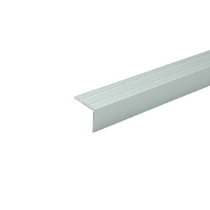 Döllken Treppenwinkelprofil, 1800 mm, silbernes Aluminiumprofil für Laminat und Parkett.