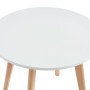 Weißer runder Kindertisch Louloune mit hellen Holzbeinen. Skandinavisches Design für Essgruppen.