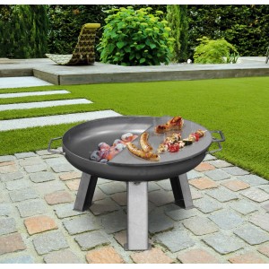 Buschbeck Guss-Grillplatte auf Feuerschale mit Grillgut. Ideal für die nächste Grillparty!