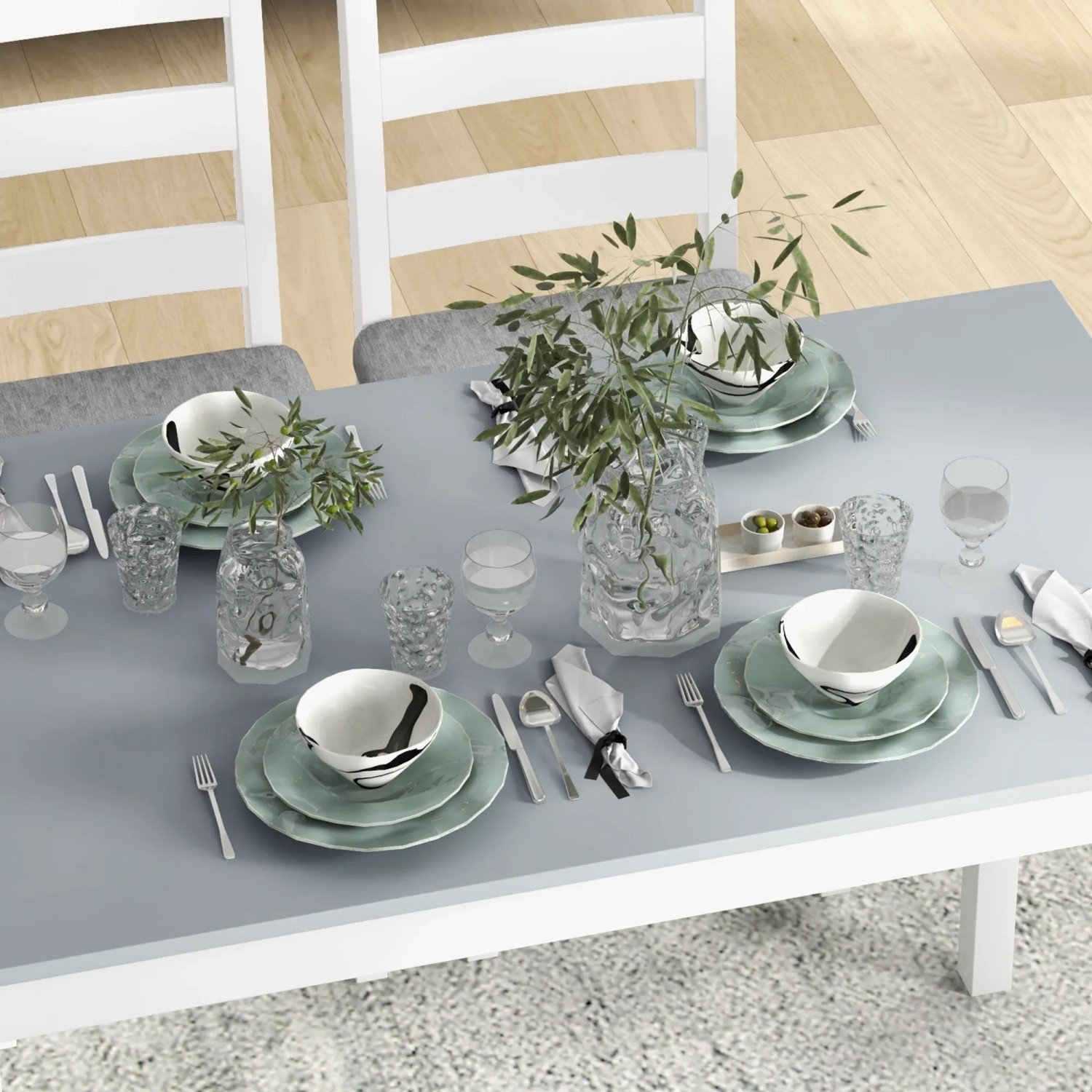 Grau-weiße Kiefernholz Essgruppe mit Tisch, Bank und Stühlen. Modernes Design für 4 Personen.
