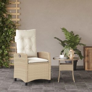 Verstellbarer, beiger Gartensessel aus Polyrattan mit Kissen von vidaXL.