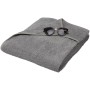 Graues Beautissu Marbella Handtuch (200x70cm) mit Kapuze und Sonnenbrille. Ideal als Liegenauflage.