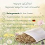 LaCaTho Kräutermischung für Weiden: Samen in Papiertüte auf blühender Wiese. Regionales Saatgut für Artenvielfalt.