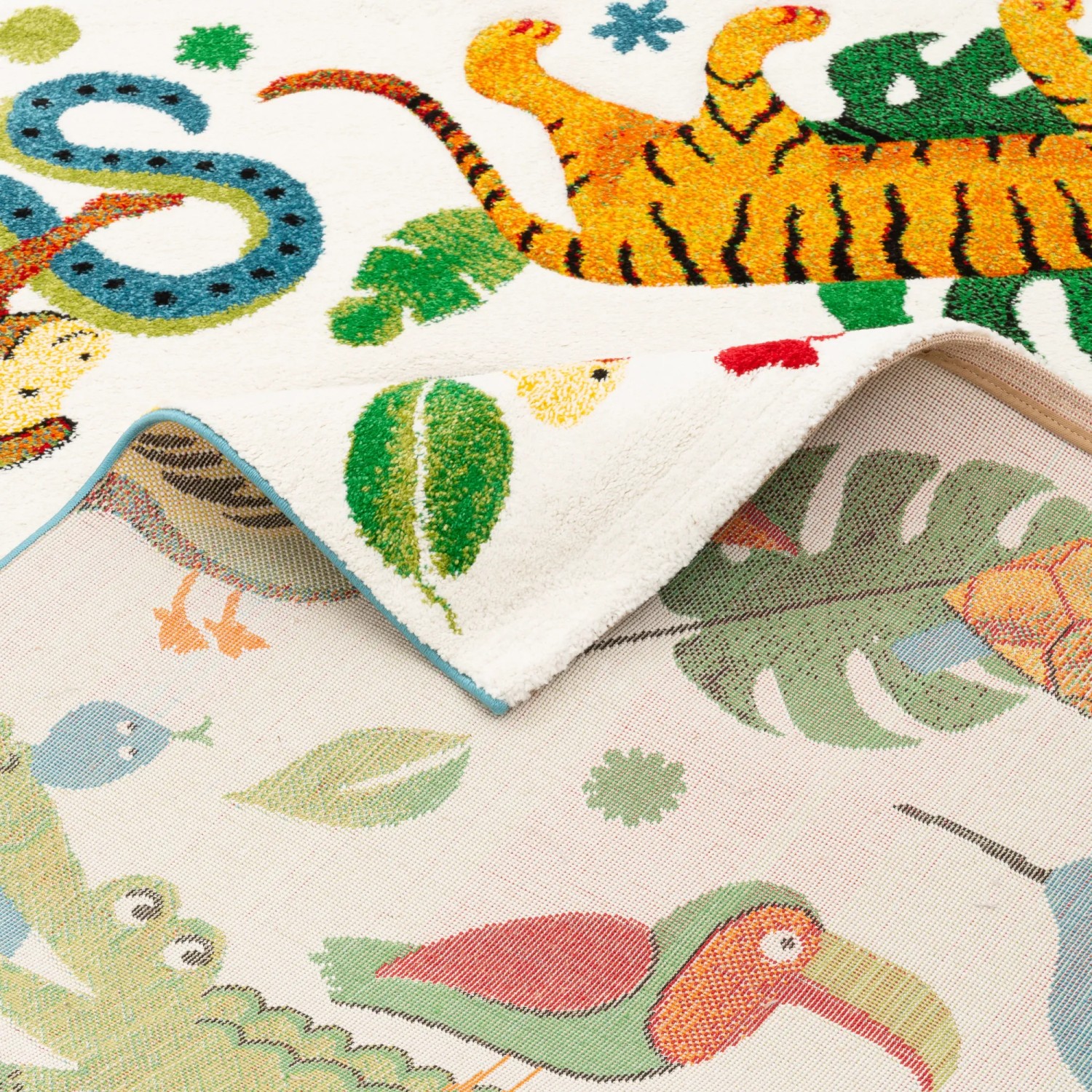 Bunter Pergamon Kinderteppich Maui Kids Urwald 120x170cm mit Tiermotiven.