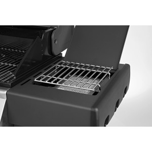 Detailaufnahme des Landmann Gasgrillwagens GG-IV-510SSDE: Maxx-Zone mit Grillrost.