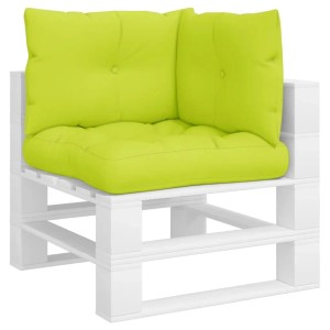 Hellgrünes 3-tlg. Palettenkissen-Set aus Stoff, mit Sitz- und L-förmigem Rückenkissen auf weißer Palette.