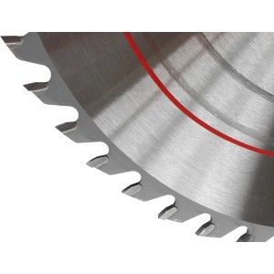 Holzmann Kreissägeblatt Aluminium, 250mm, 120 Zähne, Detailansicht der Sägezähne.
