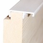 Minka Verkleidungsleiste 27 mm, weiße PVC-Leiste für Innentreppen, Detailansicht.