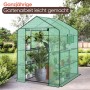 Grünes begehbares Foliengewächshaus mit offener Tür, 8 Regalebenen und Pflanzen. Ideal für Garten und Tomaten.