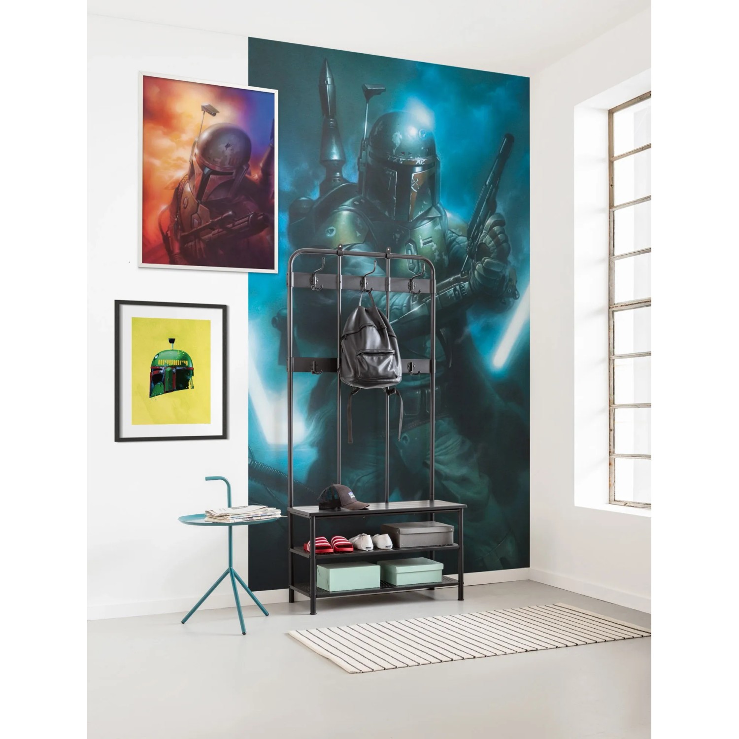 Komar Vlies Fototapete Star Wars Bounty Hunter im Raum, mit Garderobe und Deko.