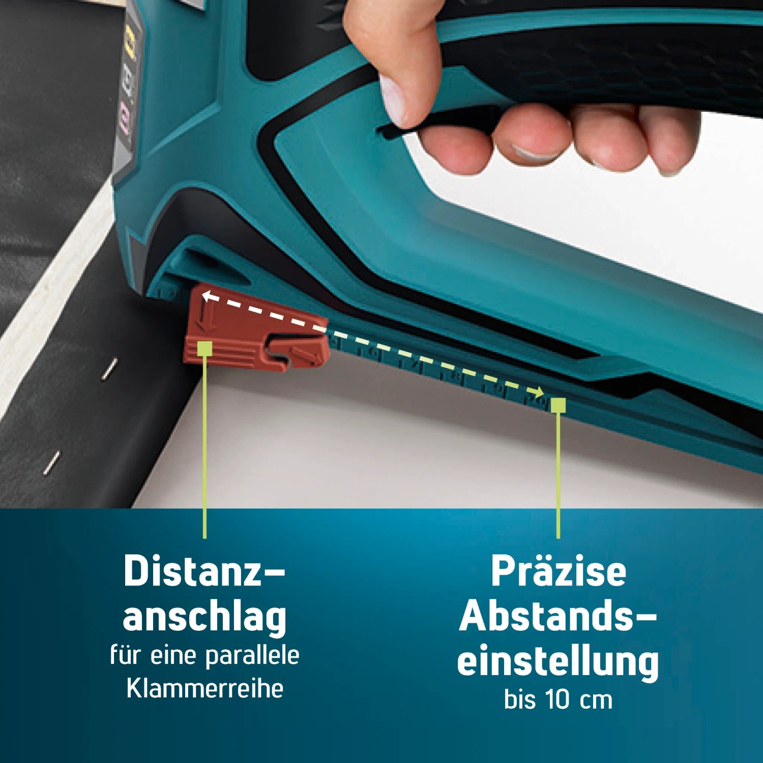 Detailaufnahme des Novus J-151 Elektrotackers mit Distanzanschlag für parallele Klammerreihen.