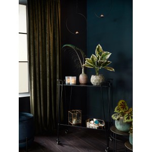 Schwarzer Teelichthalter Dark Wonder (35x30cm) auf Servierwagen mit Deko.