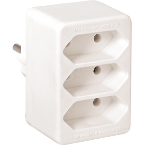 Weißer Euro-Übergangsstecker, 3-fach, für den Innenbereich.