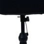 Detail des schwarzen, höhenverstellbaren Standfußes der MCW Schneiderpuppe Q24. Ideal zum Präsentieren von Kleidung.