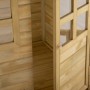 Detailansicht des Zwerkules Spielhaus Holla aus Holz mit Fenster und offener Tür.