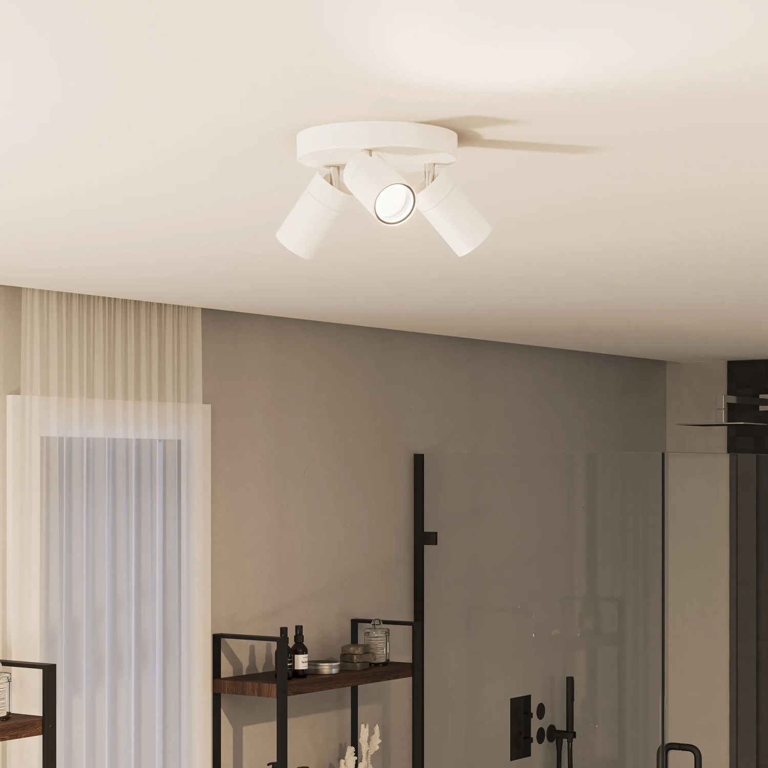 Weißer Philips Idris Deckenstrahler mit 3 schwenkbaren Spots, ideal für Bad und Wohnraum.