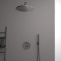 Ideal Standard Brausehalter Idealrain Atelier in Grau mit Kopf- und Handbrause.