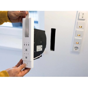 Schellenberg RolloDrive 105 Standard Rollladenantrieb für Gurtwickler im Einbau.