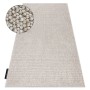 Beiger RugsX Teppich Casablanca Loop, Detailaufnahme der Schlingenstruktur.