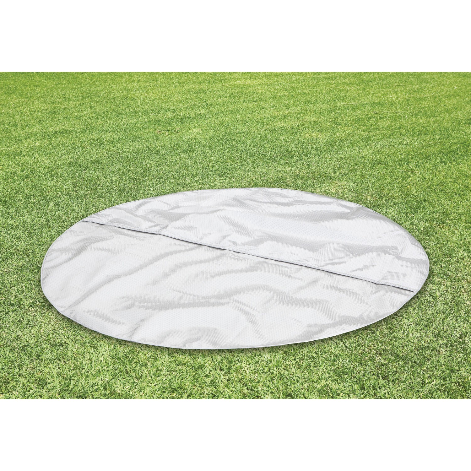 Abdeckung für Intex PureSpa Bubble Massage Whirlpool, Ø 236 cm, auf Rasen.