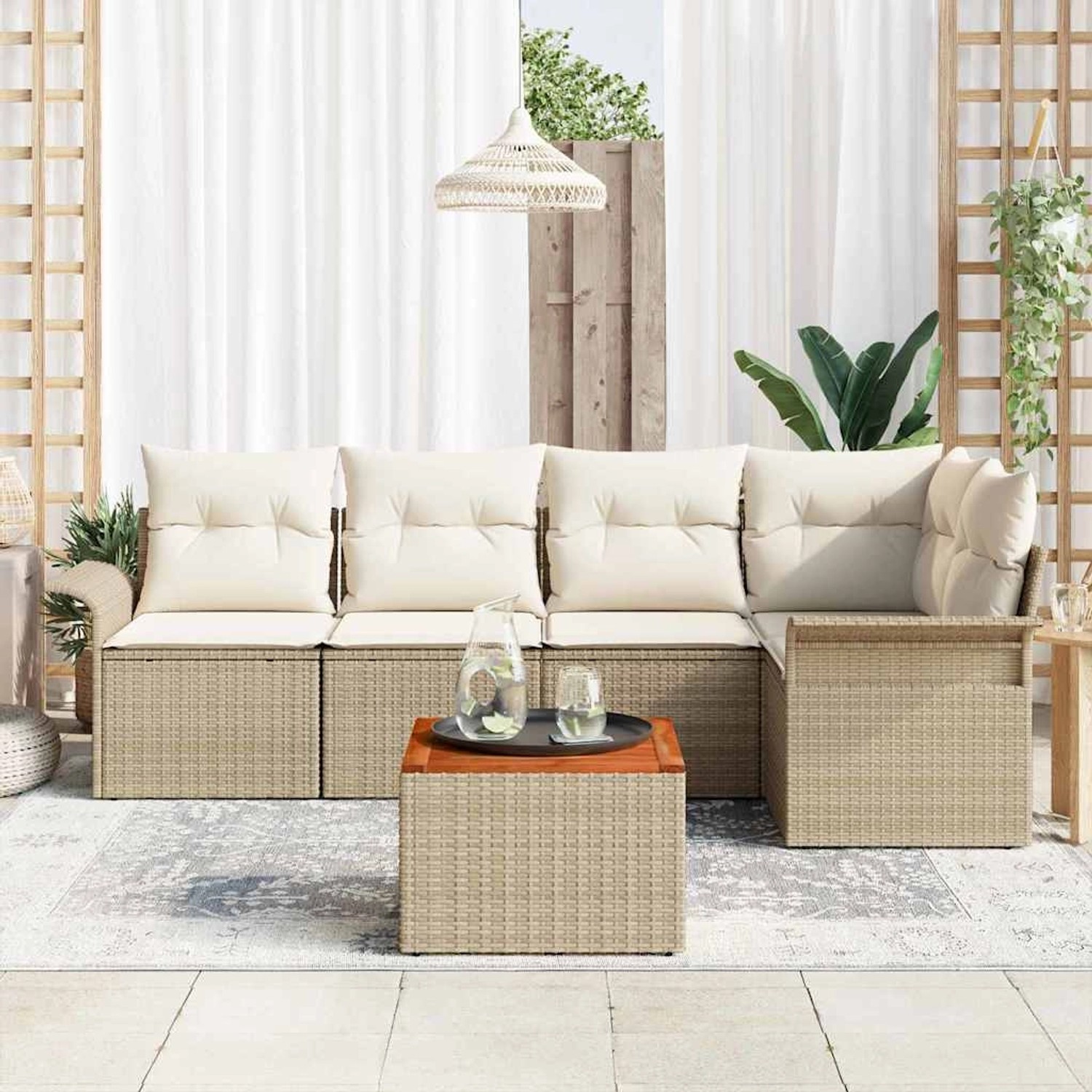 Beiges 6-teiliges Garten-Sofa-Set aus Poly Rattan mit Tisch und Auflagen. Modulares Lounge Set für Terrasse und Garten.