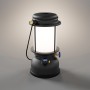 Schwarze Petromax LED-Laterne PX-LM500 für Camping mit 160h Leuchtdauer und digitaler Anzeige.