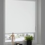 Schöner Wohnen Tageslicht-Rollo Tizia, 45x150 cm, Weiß im Fenster mit Deko.