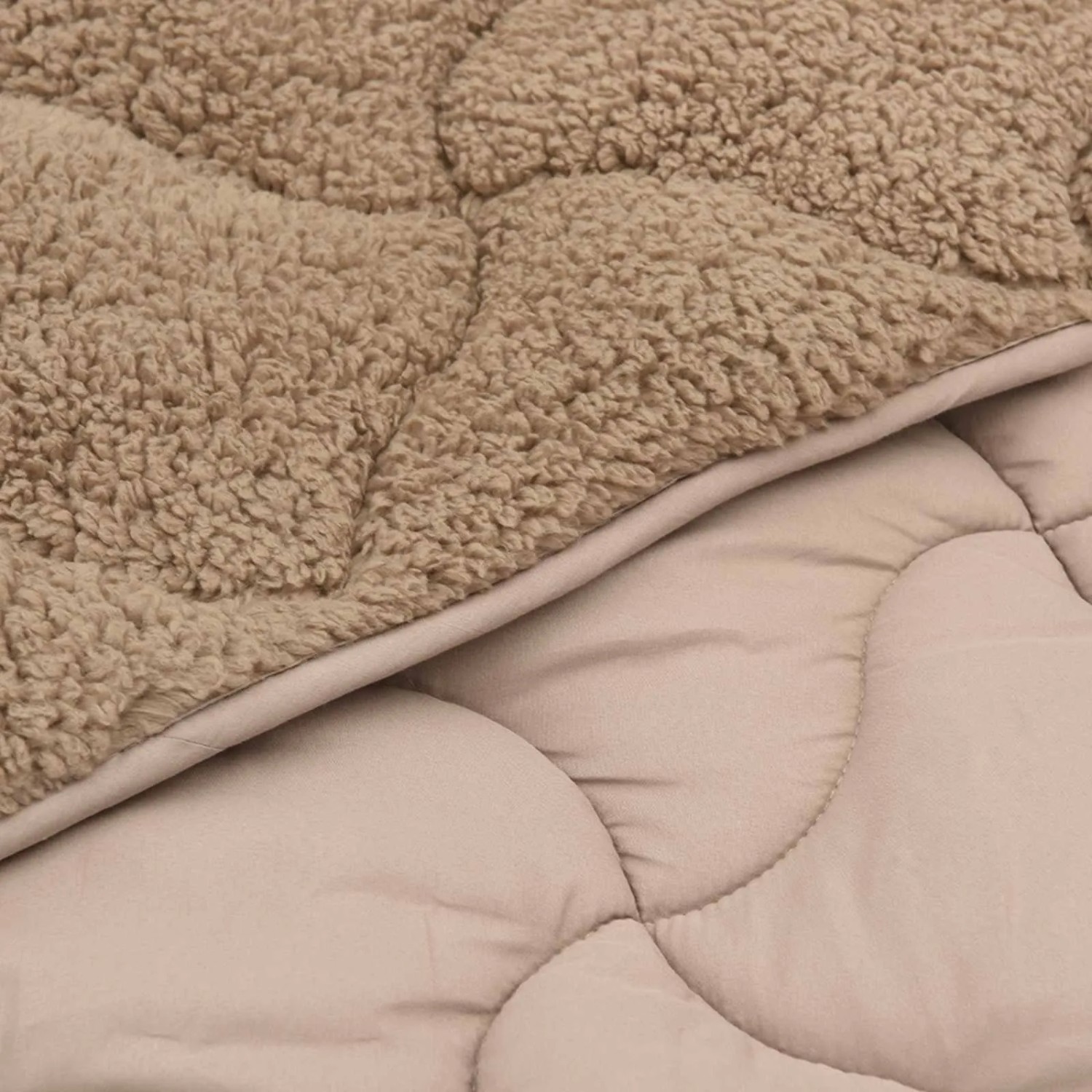 vidaXL Winterbettdecke Taupe 220 x 260 cm Mikrofaser und Teddy-Fleece 42026359_5