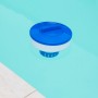 Steinbach Chlordosierschwimmer Maxi im Pool, blau-weißer Dosierschwimmer für 200g Tabletten.