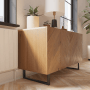 HEVVA Möbelfüße GRAZ, 2er Set, 15 cm hoch, schwarz, unter Sideboard montiert.
