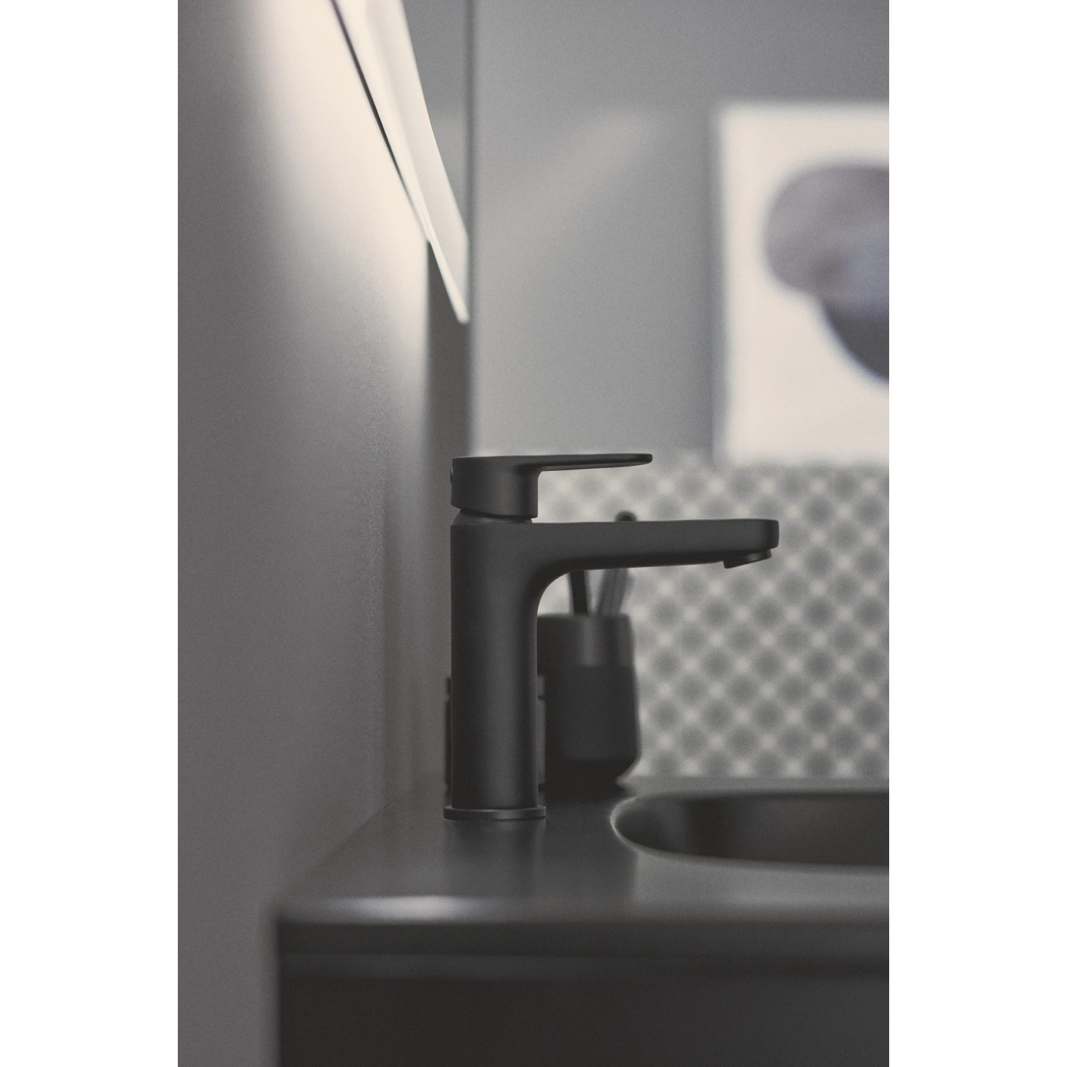 Ideal Standard Cerafine O Waschtischarmatur H120 in Silk Black, ohne Ablaufgarnitur.