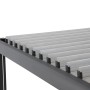 Detailansicht der anthrazitfarbenen Sunjoy Multi-Pergola Matterhorn mit verstellbaren Lamellen.