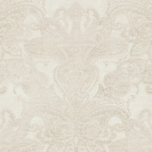 Tadessi Vliestapete Creme mit barockem Ornamentmuster für stilvolle Wandgestaltung.