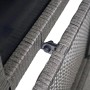 Detailaufnahme: Graue Poly-Rattan Kissenbox mit Verbindungselement.