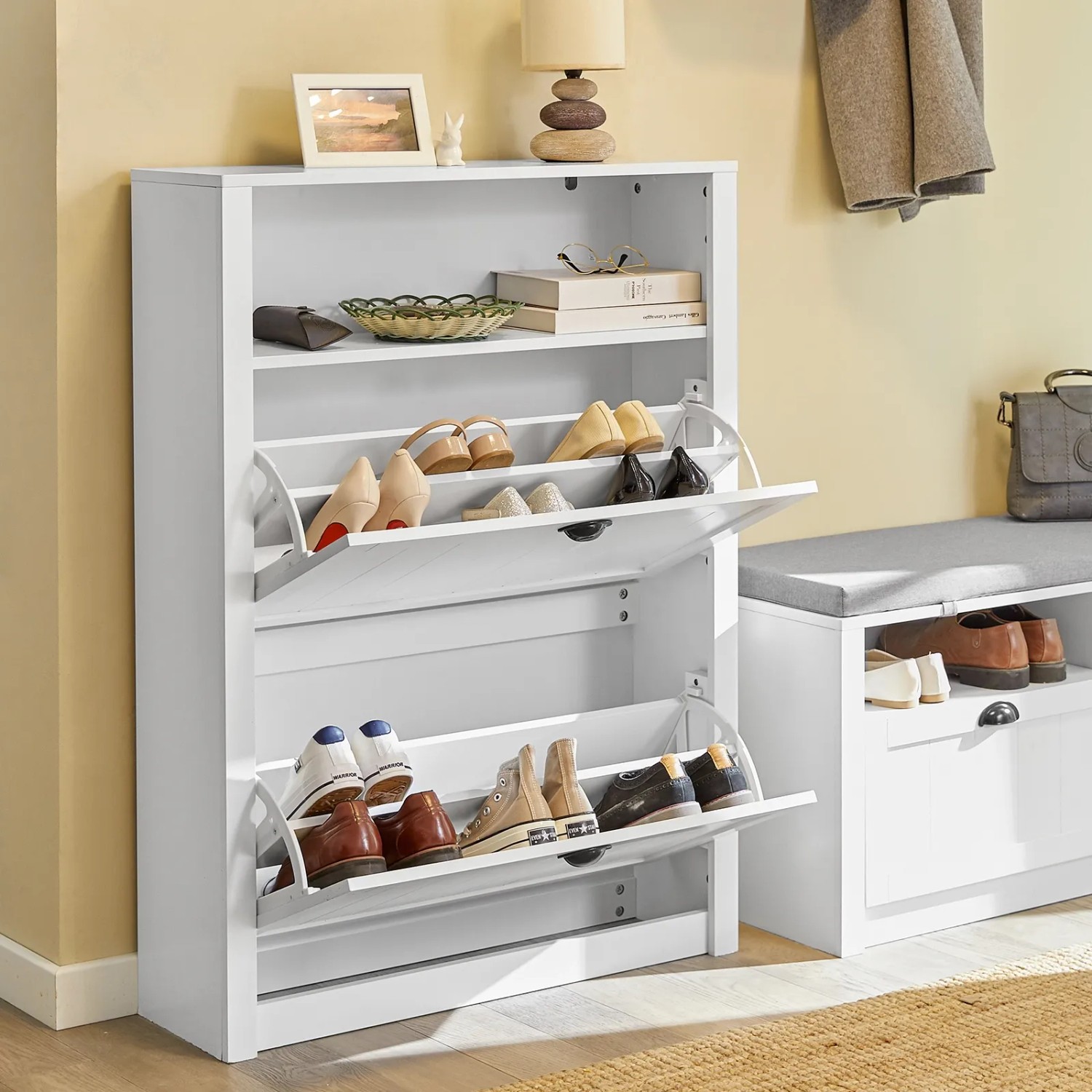 SoBuy Schuhkipper FSR87-W, weißer Schuhschrank mit 2 Klappen und Ablagefach, für Flur und Garderobe.