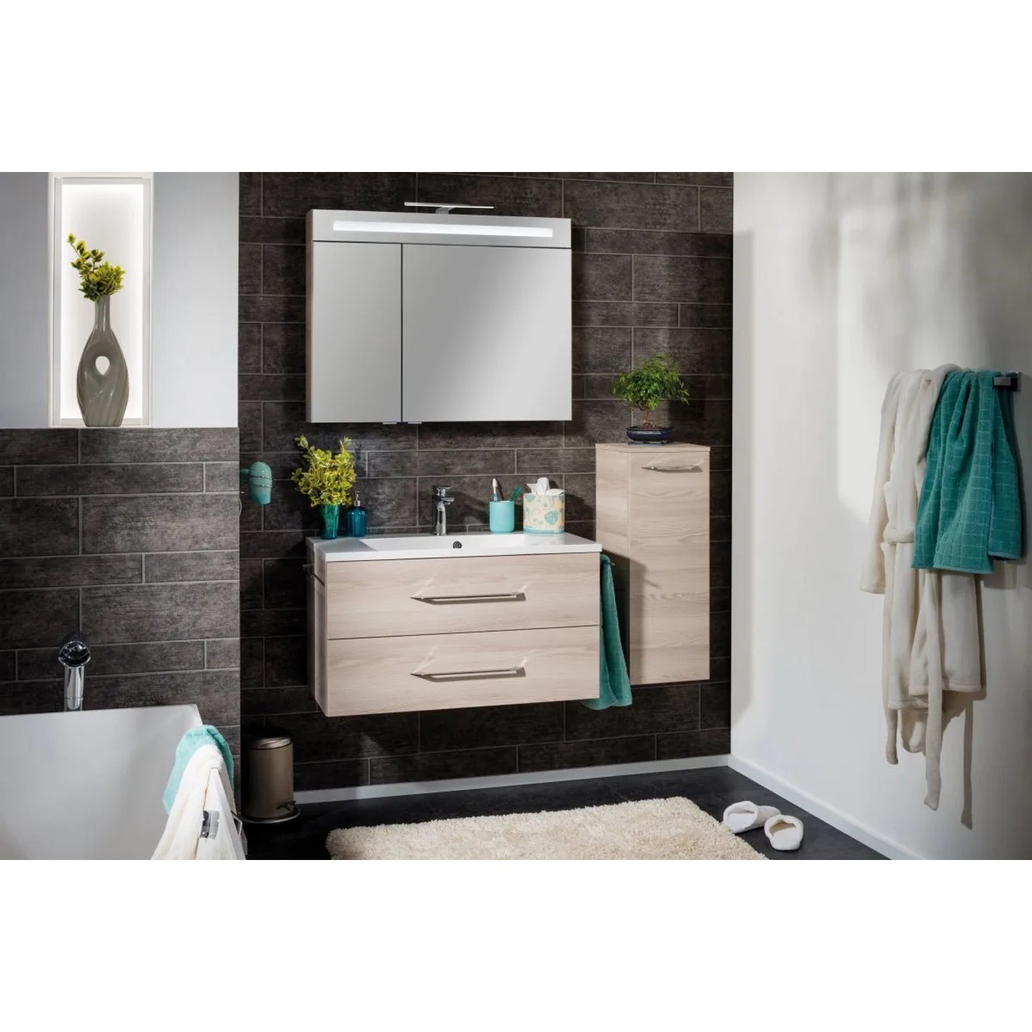 Fackelmann Waschplatz B.clever 90 cm Alaska Esche mit Unterschrank und zwei Schubladen.