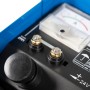 Detailaufnahme: Güde Batterielader V 421 C mit Ampereanzeige und Anschlüssen.