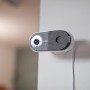 Abus Innen-Kamera PPIC31020 zur Videoüberwachung, montiert an einer weißen Wand.