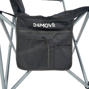 Detailaufnahme: Schwarzer 24MOVE Campingstuhl mit praktischer Seitentasche.