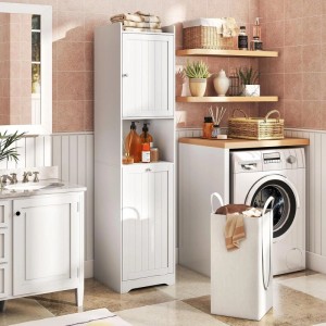 Weißer Bad Hochschrank mit Tür, offenem Regal und integriertem Wäschekorb. Ideal für Badregale & Badablagen.